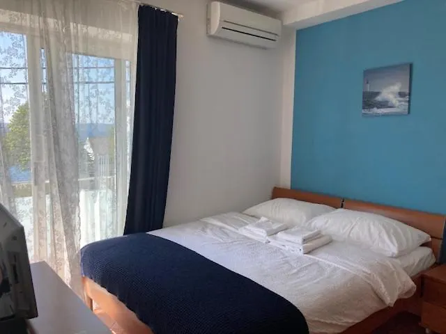 Apartments Ivancic Novi Vinodolski 0*,  Κροατία