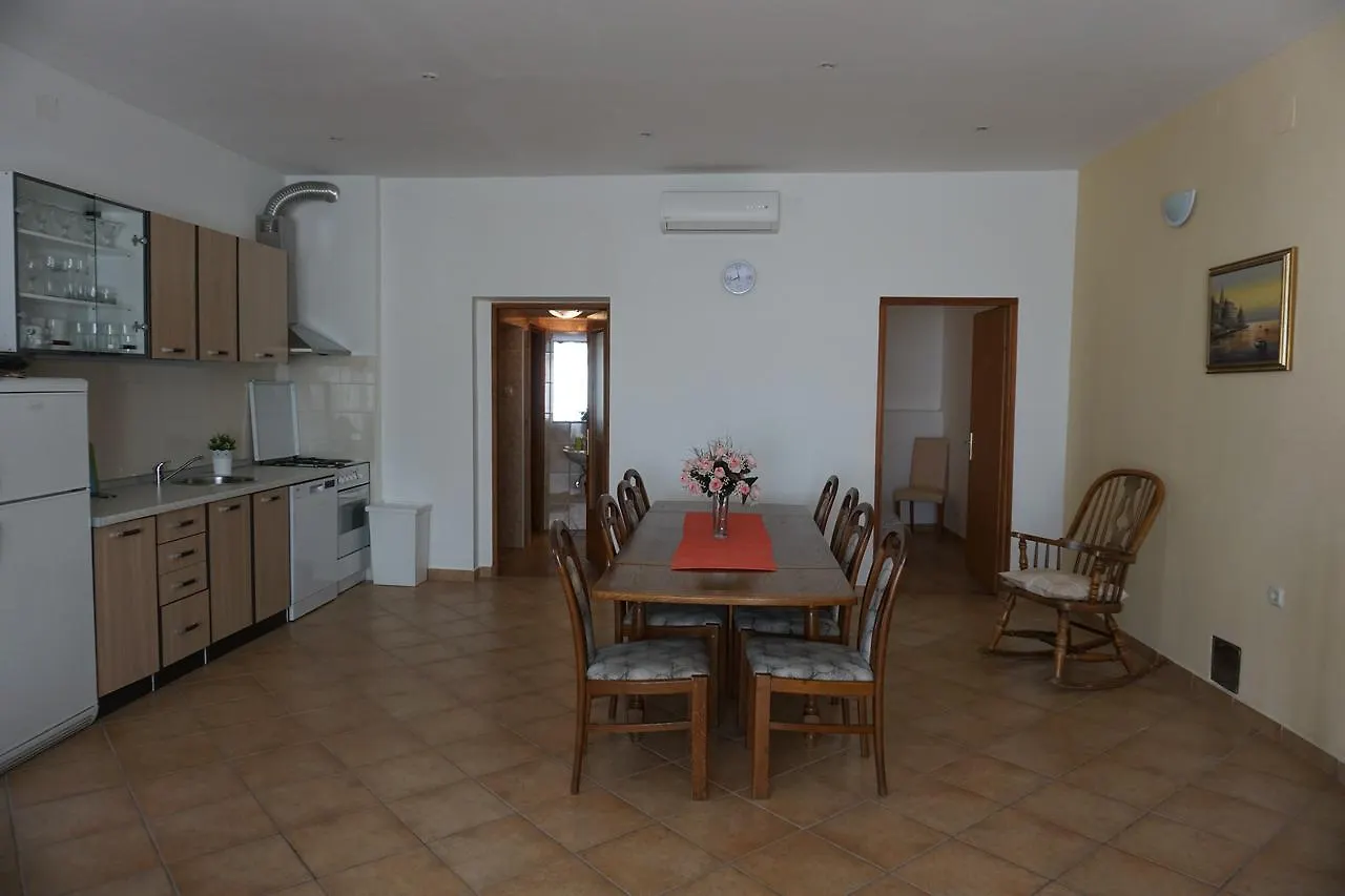 Apartments Ivancic Novi Vinodolski